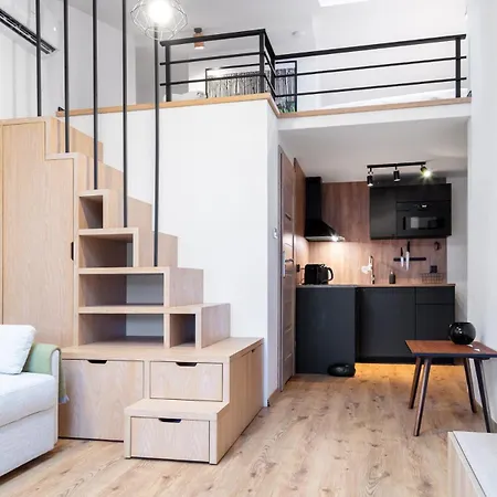 Househost Apartment Plac Wolnica 9-3